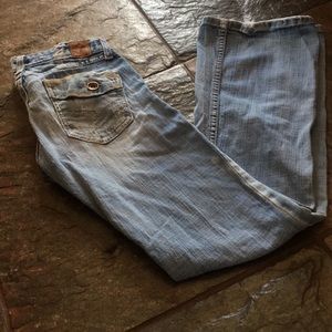 The BUCKLE BKE Women's Size: 26. Denim Jeans.
